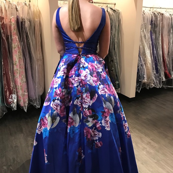 Sherri Hill Prom Dress - Picture 3 of 3